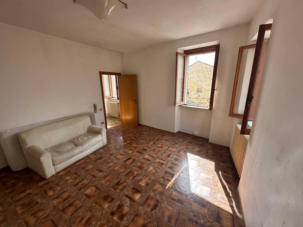 casa indipendente in vendita a Monsampolo del Tronto