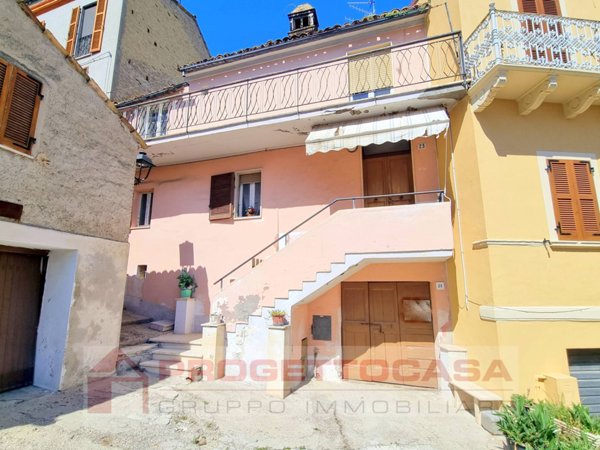 intera palazzina in vendita a Monsampolo del Tronto in zona Stella
