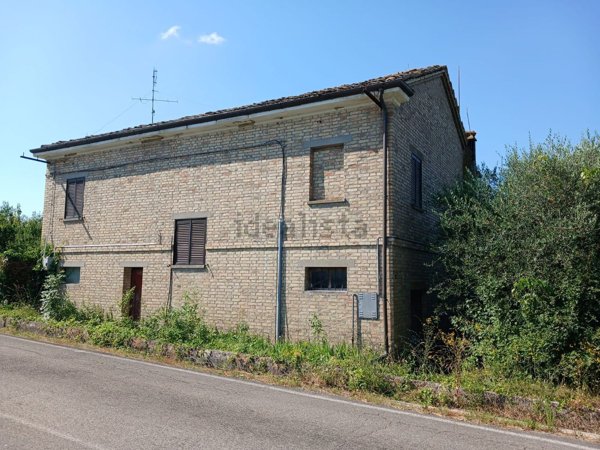 casale in vendita a Monsampolo del Tronto in zona Stella