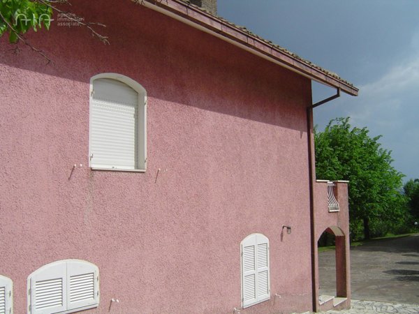 intera palazzina in vendita a Montalto delle Marche