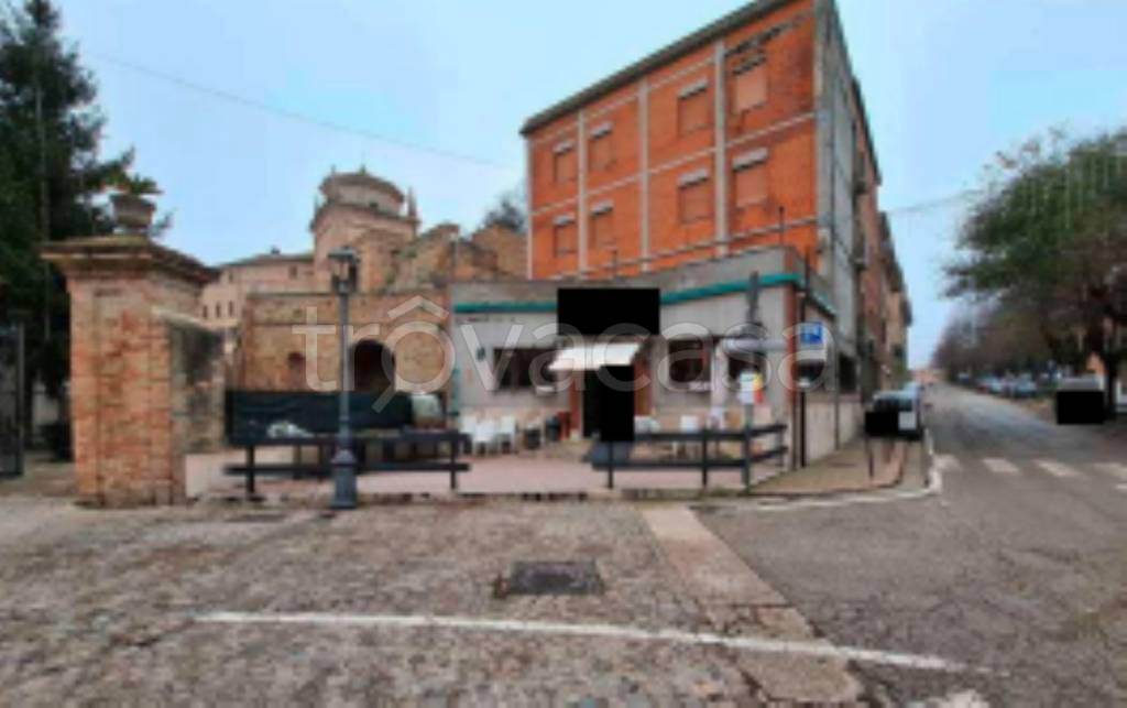 negozio in vendita a Montalto delle Marche