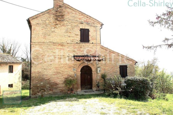 casa indipendente in vendita a Montalto delle Marche