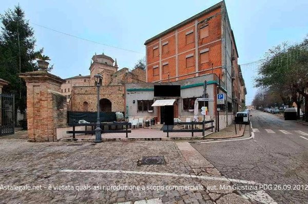 negozio in vendita a Montalto delle Marche