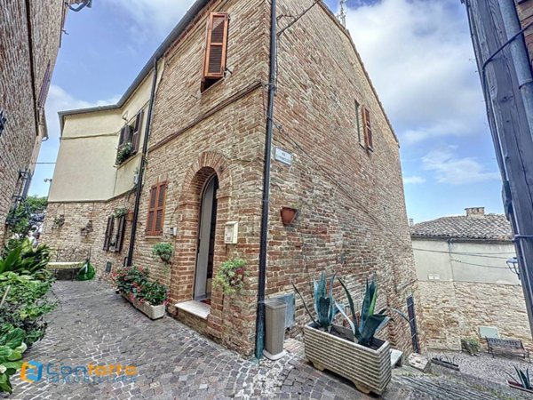 appartamento in vendita a Montalto delle Marche in zona Patrignone