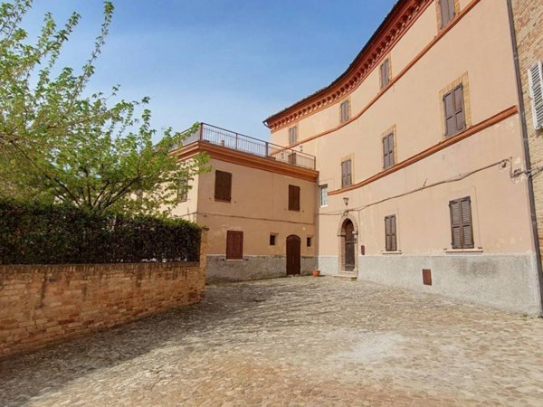 intera palazzina in vendita a Montedinove