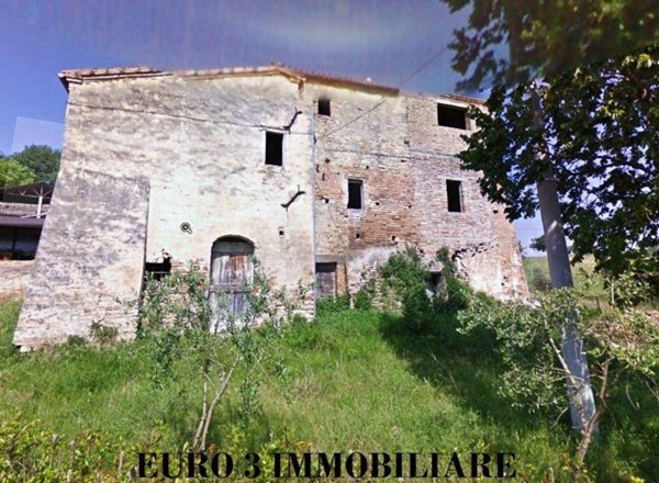 casa indipendente in vendita a Montedinove