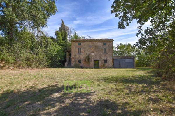 casa indipendente in vendita a Montedinove
