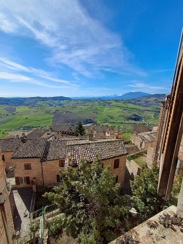 casa indipendente in vendita a Montedinove