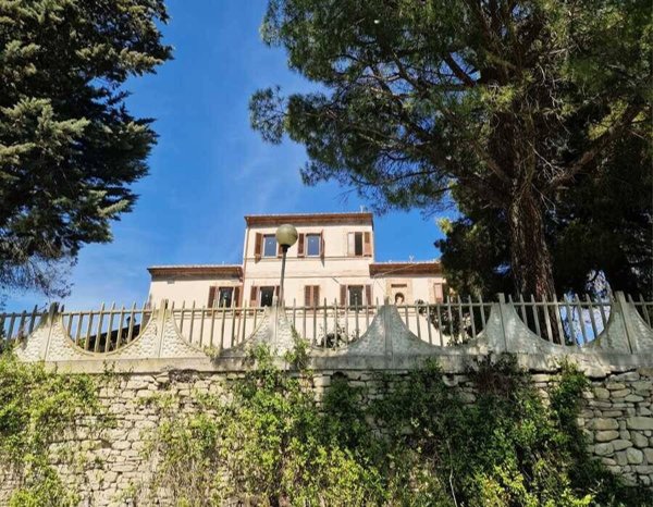 casa indipendente in vendita a Montedinove