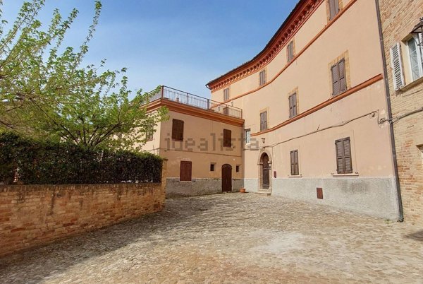 casa indipendente in vendita a Montedinove