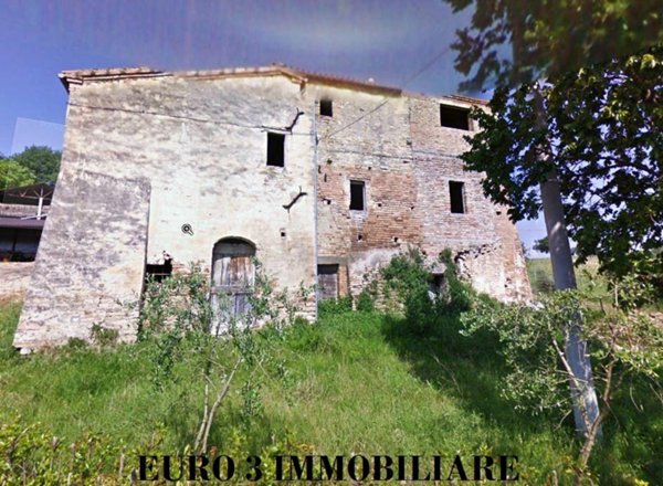 casale in vendita a Montedinove