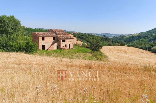 casa indipendente in vendita a Montedinove in zona Case Rosse