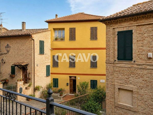 casa indipendente in vendita a Montedinove in zona Sant'Antonio