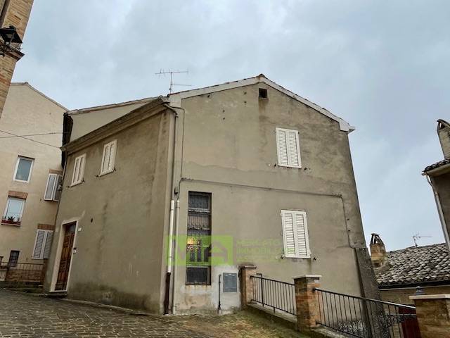 casa indipendente in vendita a Montefiore dell'Aso