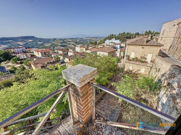 casa indipendente in vendita a Montefiore dell'Aso