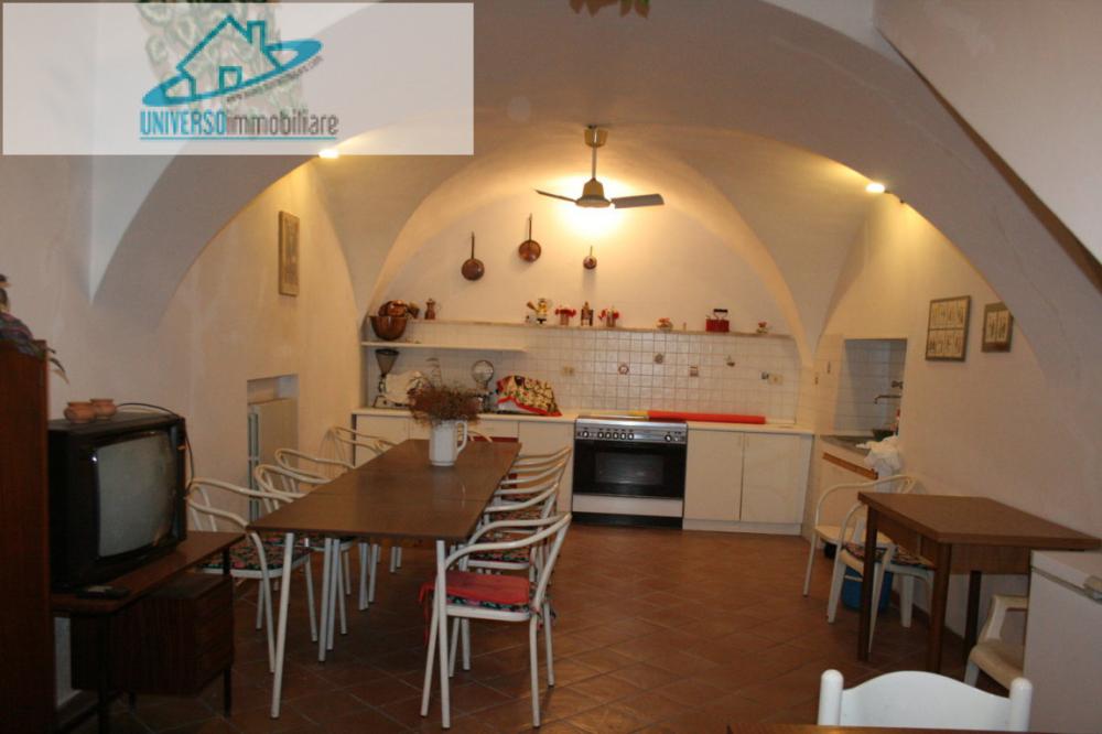 casa indipendente in vendita a Montefiore dell'Aso
