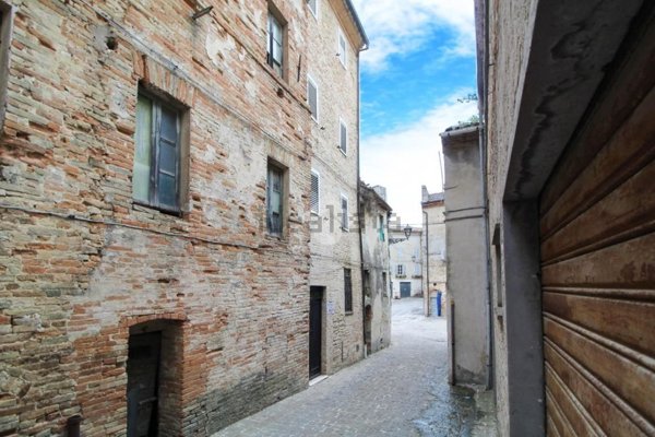 casa indipendente in vendita a Montefiore dell'Aso