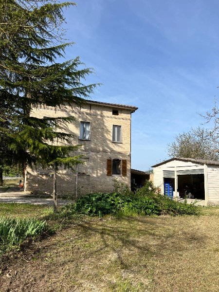 casa indipendente in vendita a Montefiore dell'Aso
