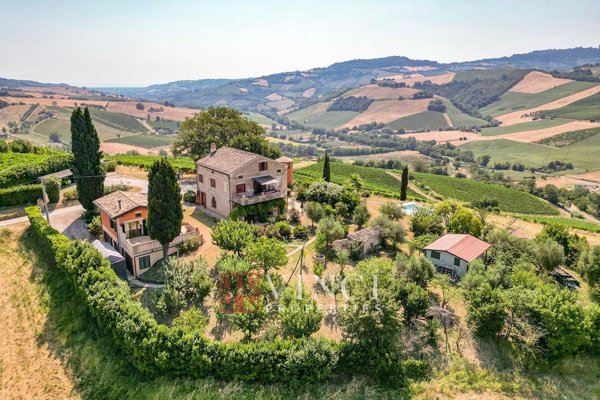 casa indipendente in vendita a Montefiore dell'Aso