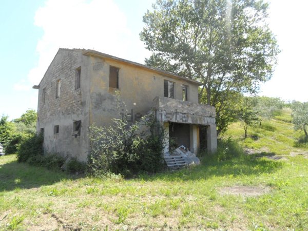 appartamento in vendita a Montefiore dell'Aso