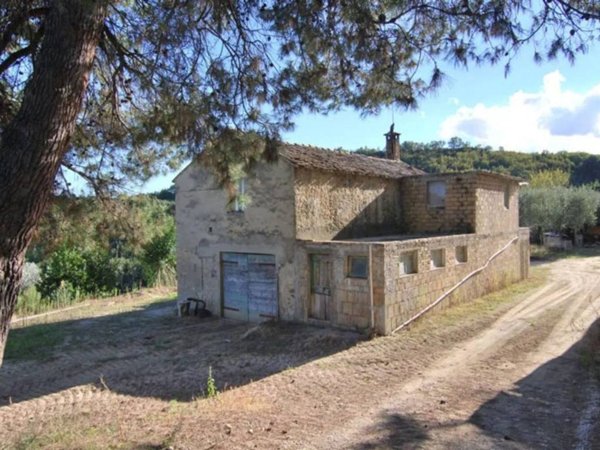 casale in vendita a Montefiore dell'Aso