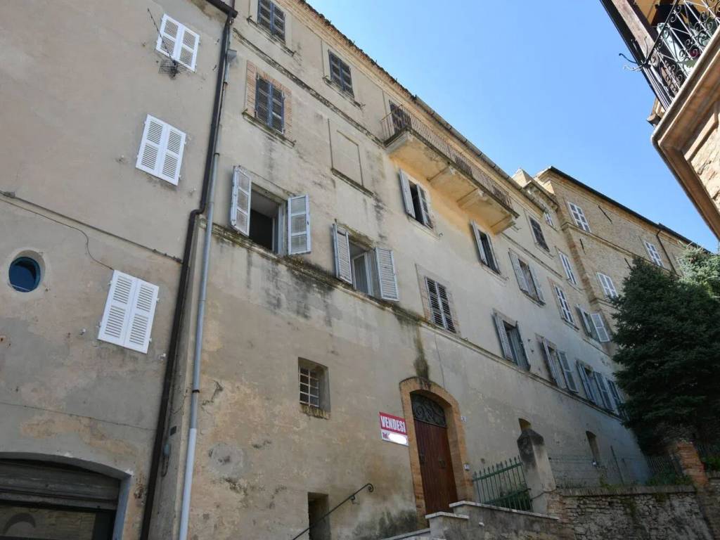 casa indipendente in vendita a Montefiore dell'Aso