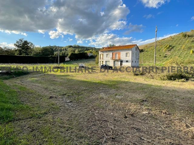 casa indipendente in vendita a Montefiore dell'Aso