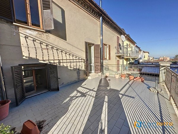 casa indipendente in vendita a Montefiore dell'Aso