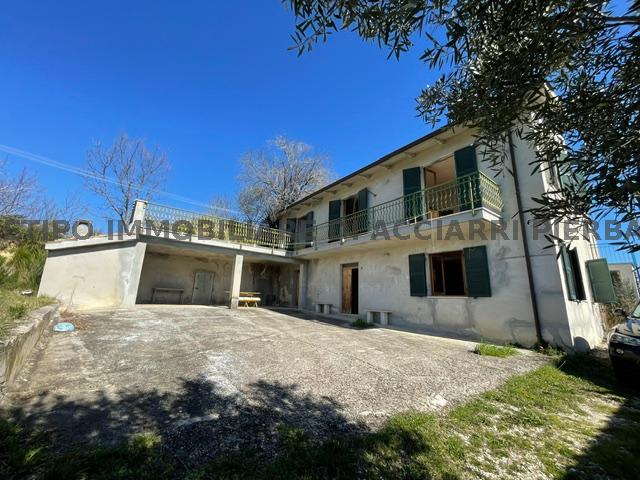 casa indipendente in vendita a Montefiore dell'Aso