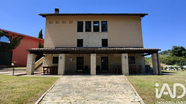 casa indipendente in vendita a Montefiore dell'Aso