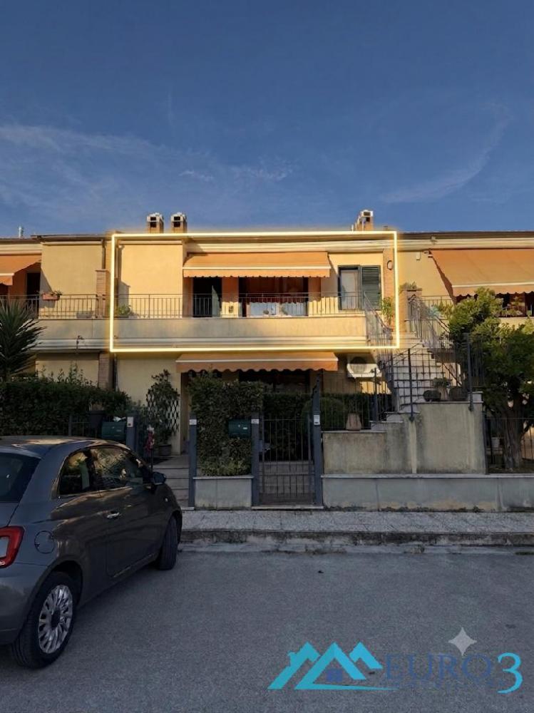 appartamento in vendita a Montefiore dell'Aso