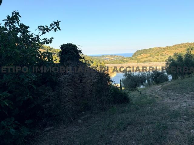 casa indipendente in vendita a Montefiore dell'Aso