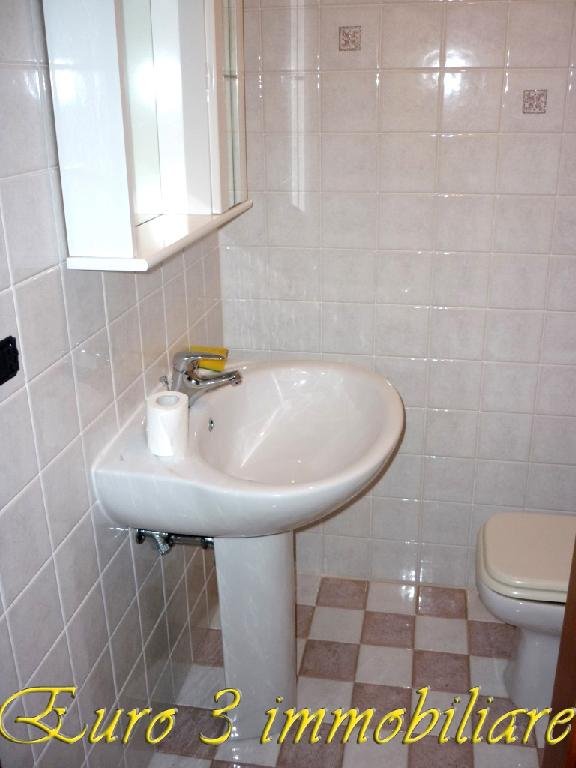 casa indipendente in vendita a Montegallo in zona Uscerno