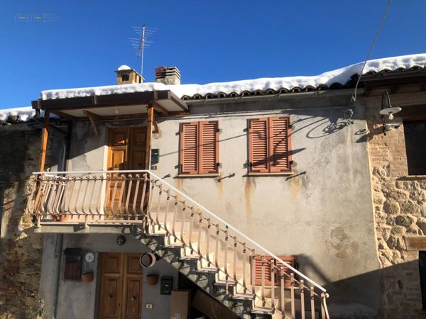 appartamento in vendita a Montemonaco in zona Ferrà