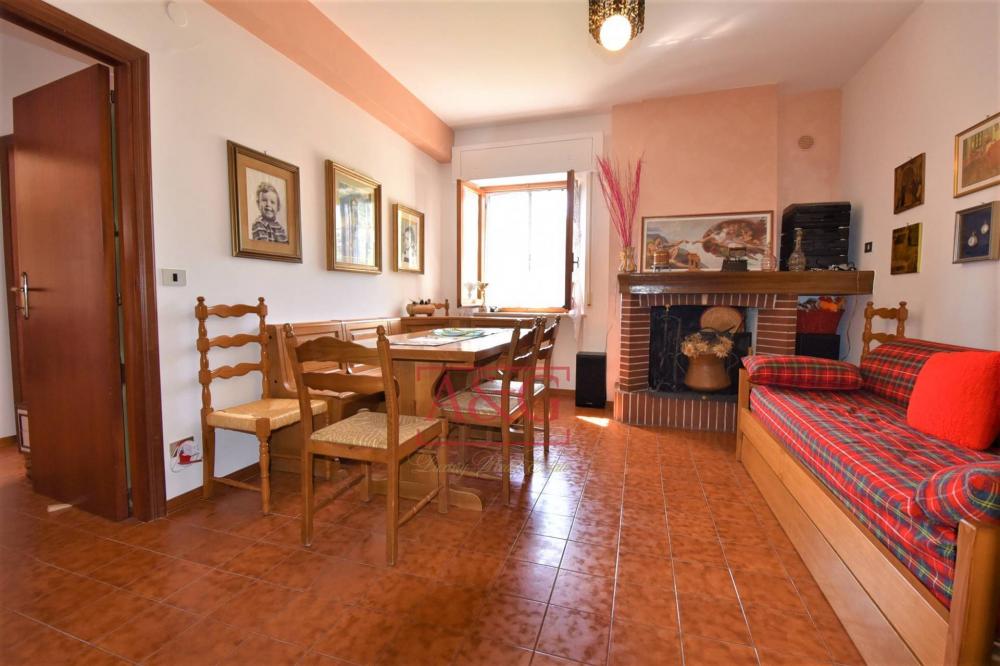 appartamento in vendita a Montemonaco