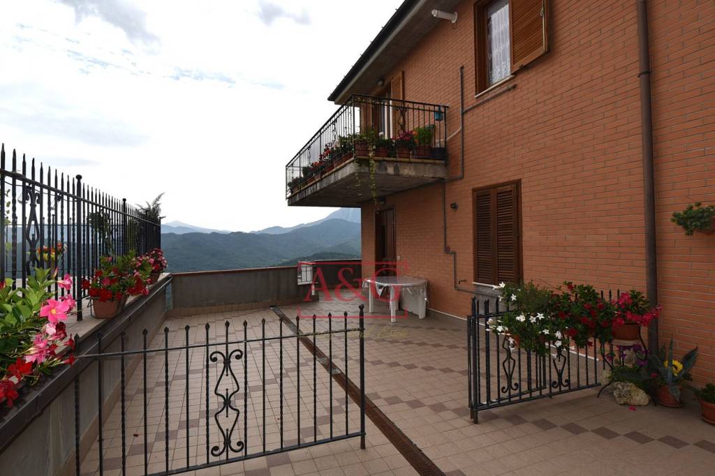 appartamento in vendita a Montemonaco