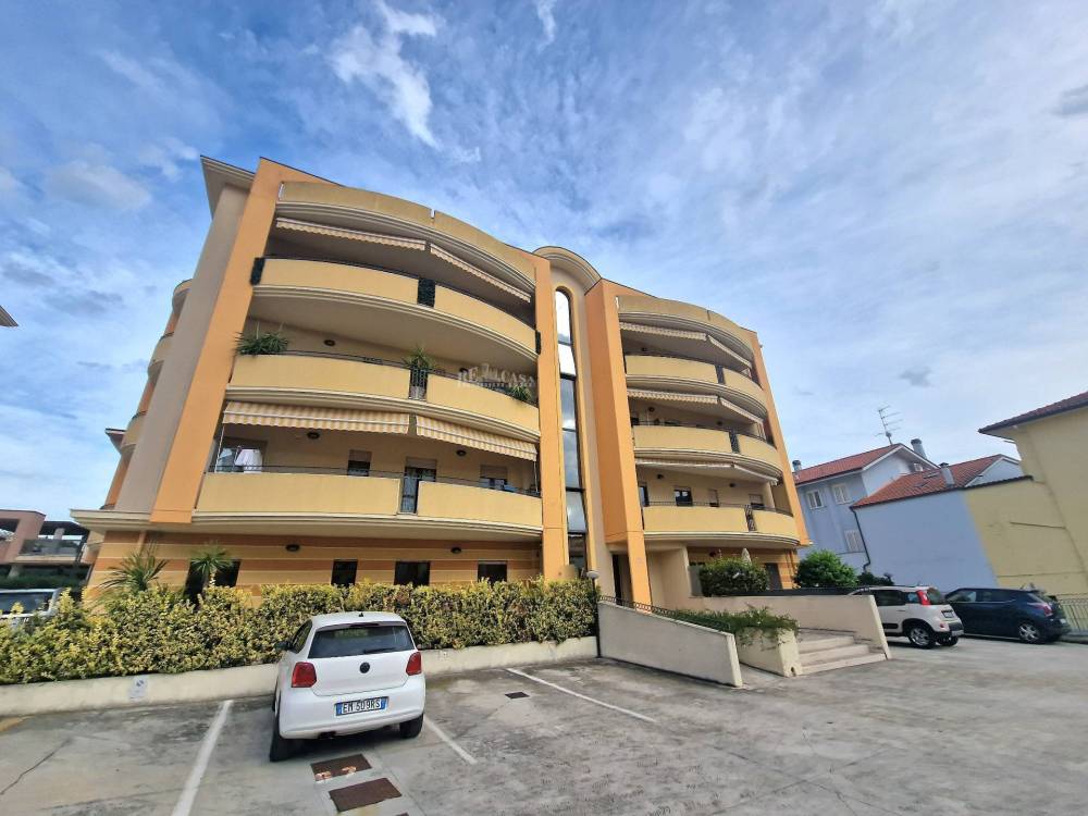 appartamento in vendita a Monteprandone in zona Centobuchi