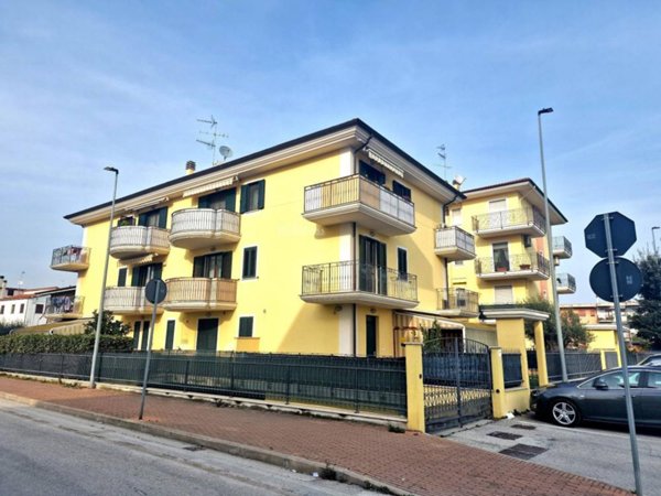 appartamento in vendita a Monteprandone in zona Centobuchi