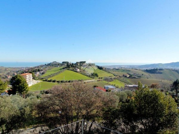 casa indipendente in vendita a Monteprandone in zona Centobuchi