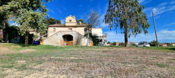 casa indipendente in vendita a Monteprandone in zona Centobuchi