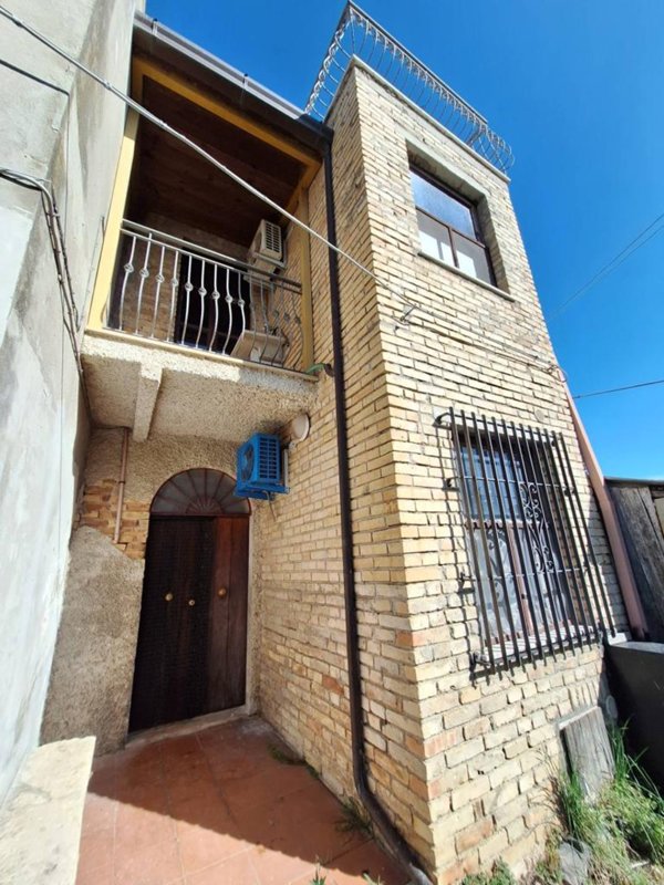 casa indipendente in vendita a Monteprandone in zona Centobuchi