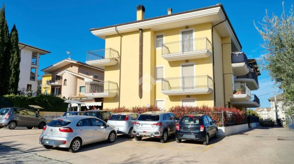 appartamento in vendita a Monteprandone in zona Centobuchi