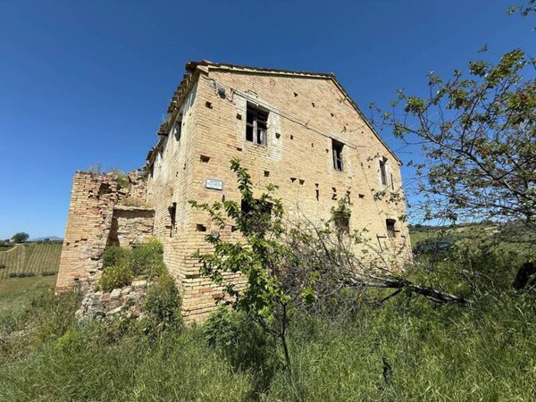 casale in vendita a Monteprandone