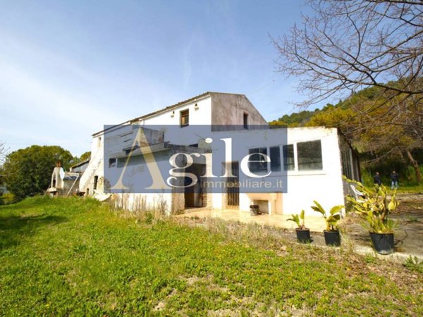 casale in vendita a Monteprandone