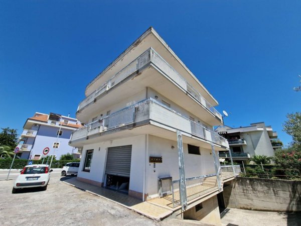 appartamento in vendita a Monteprandone in zona Centobuchi