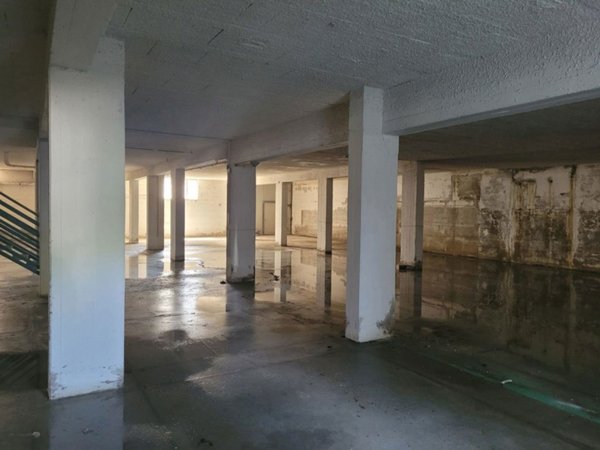 locale di sgombero in vendita a Monteprandone in zona Centobuchi