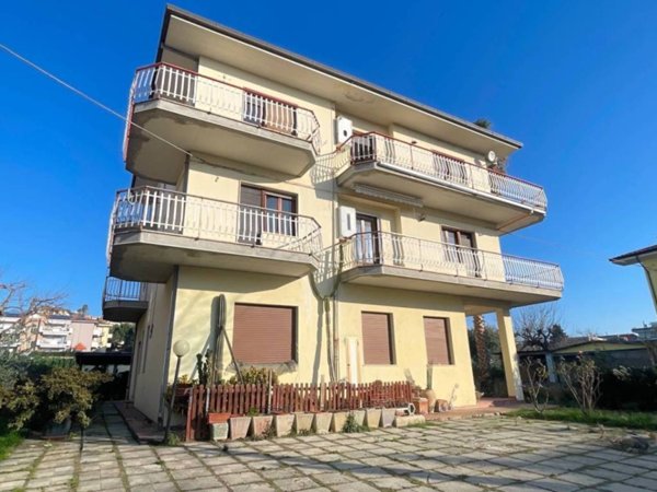 appartamento in vendita a Monteprandone in zona Centobuchi