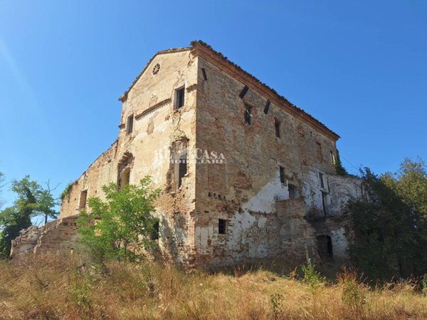 casale in vendita a Monteprandone
