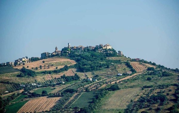 locale di sgombero in vendita a Monteprandone in zona Centobuchi