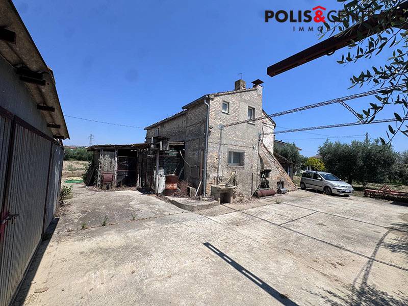 terreno agricolo in vendita a Monteprandone in zona Centobuchi